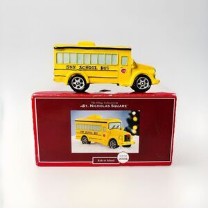 St Nicholas Square Village Collection Accessory Ride To School SNS School Bus 08